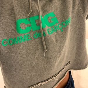 Comme Des Garçons Cropped Hoodie